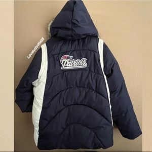 Patriots Reebok Puffer Jacket Vintage With Faux Fur Size XL
